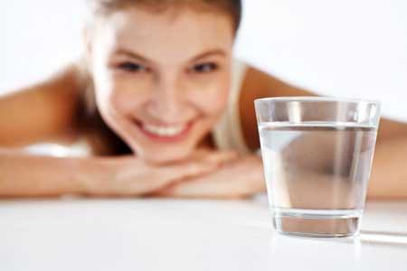 17 manfaat minum air putih