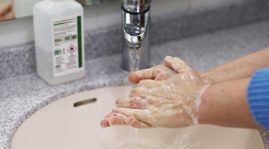 cuci pergelangan tangan